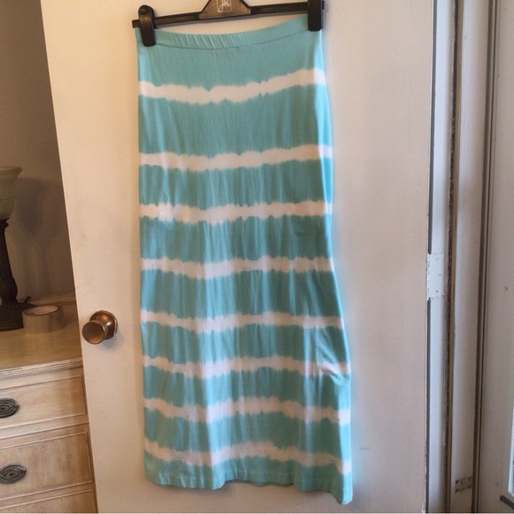 ByLyse Maxi Skirt - Picture 2 of 3